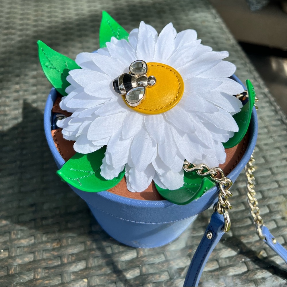 Kate Spade Down the Rabbit Hole Daisy Flower Pot leather bag